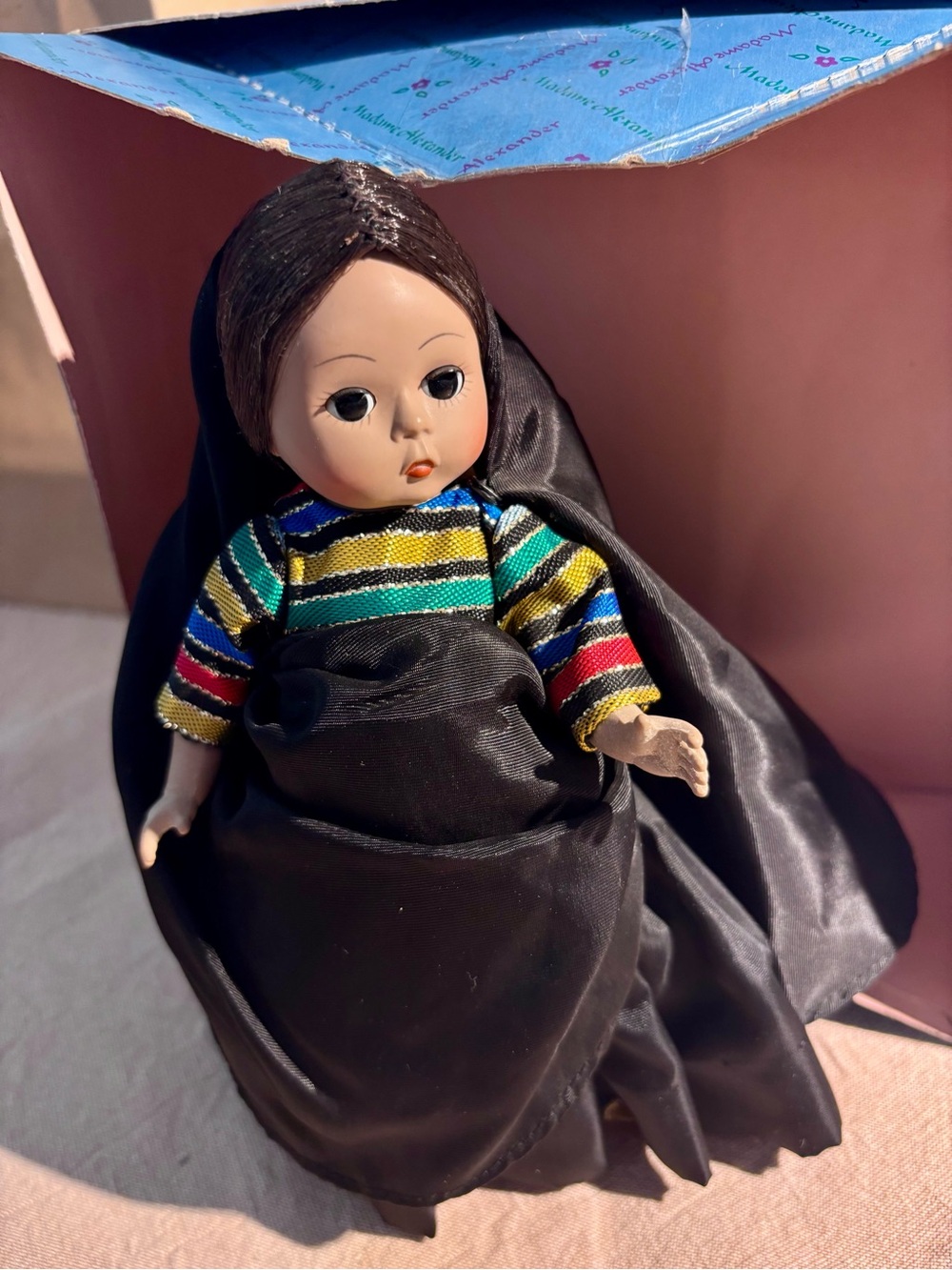 198 MADAME ALEXANDER DOLL IN BOX 8" INTERNATIONAL EGYPT 543